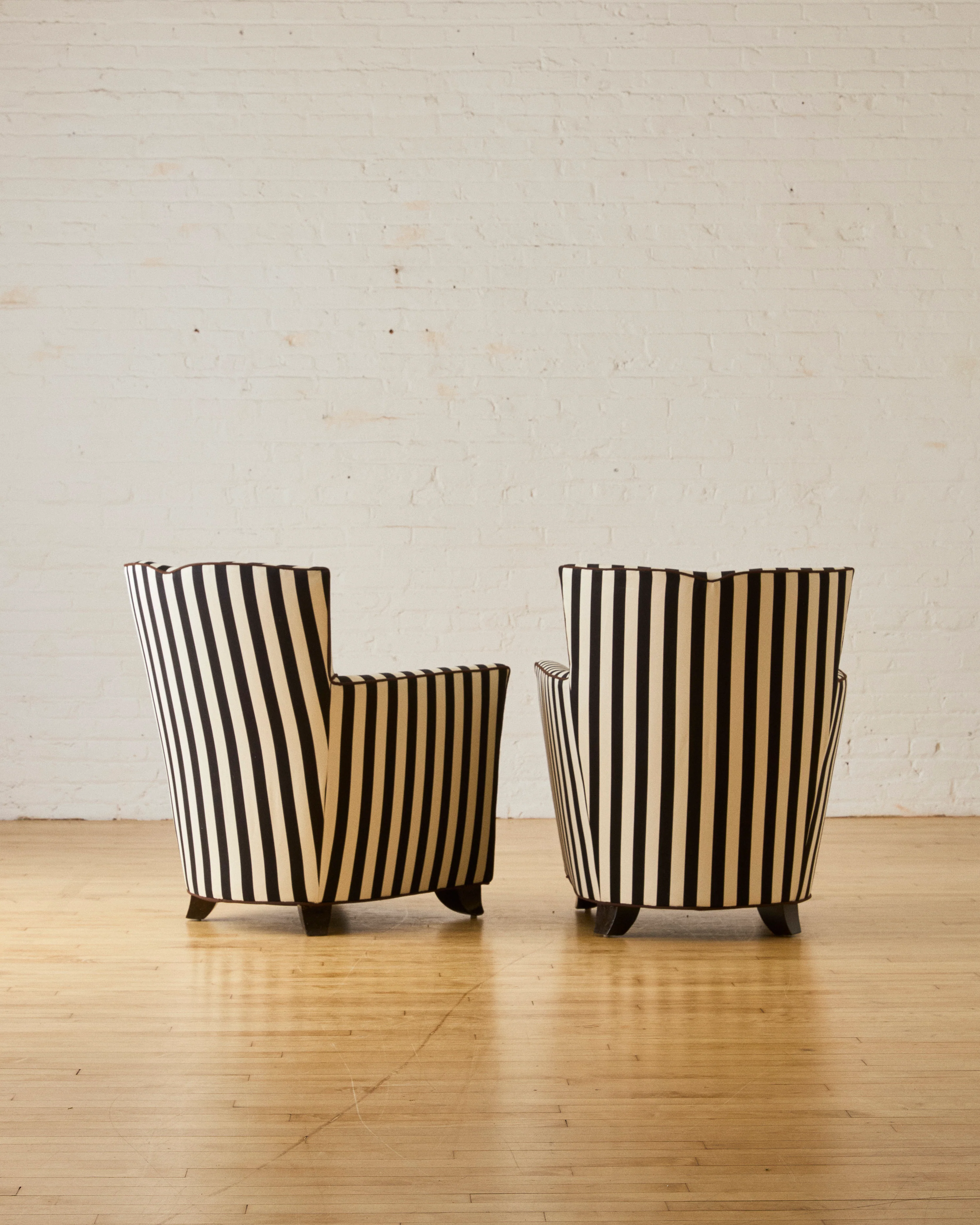 A PAIR OF 'MUSTACHE ' CLUB CHAIRS BY DOMINIQUE - Image 4