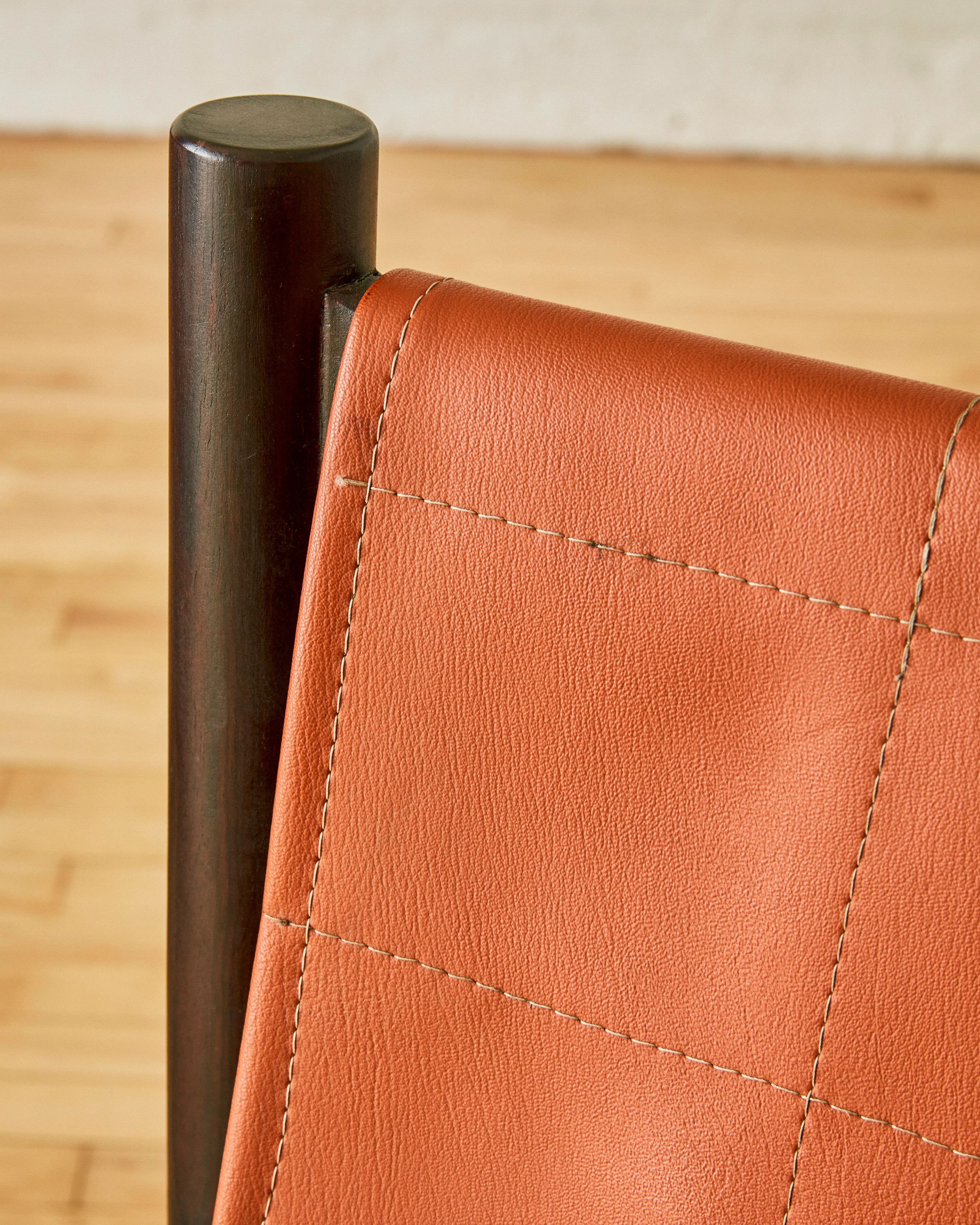 A PAIR OF OURO PETRO LOUNGE CHAIRS BY JORGE ZALSZUPIN - Image 5