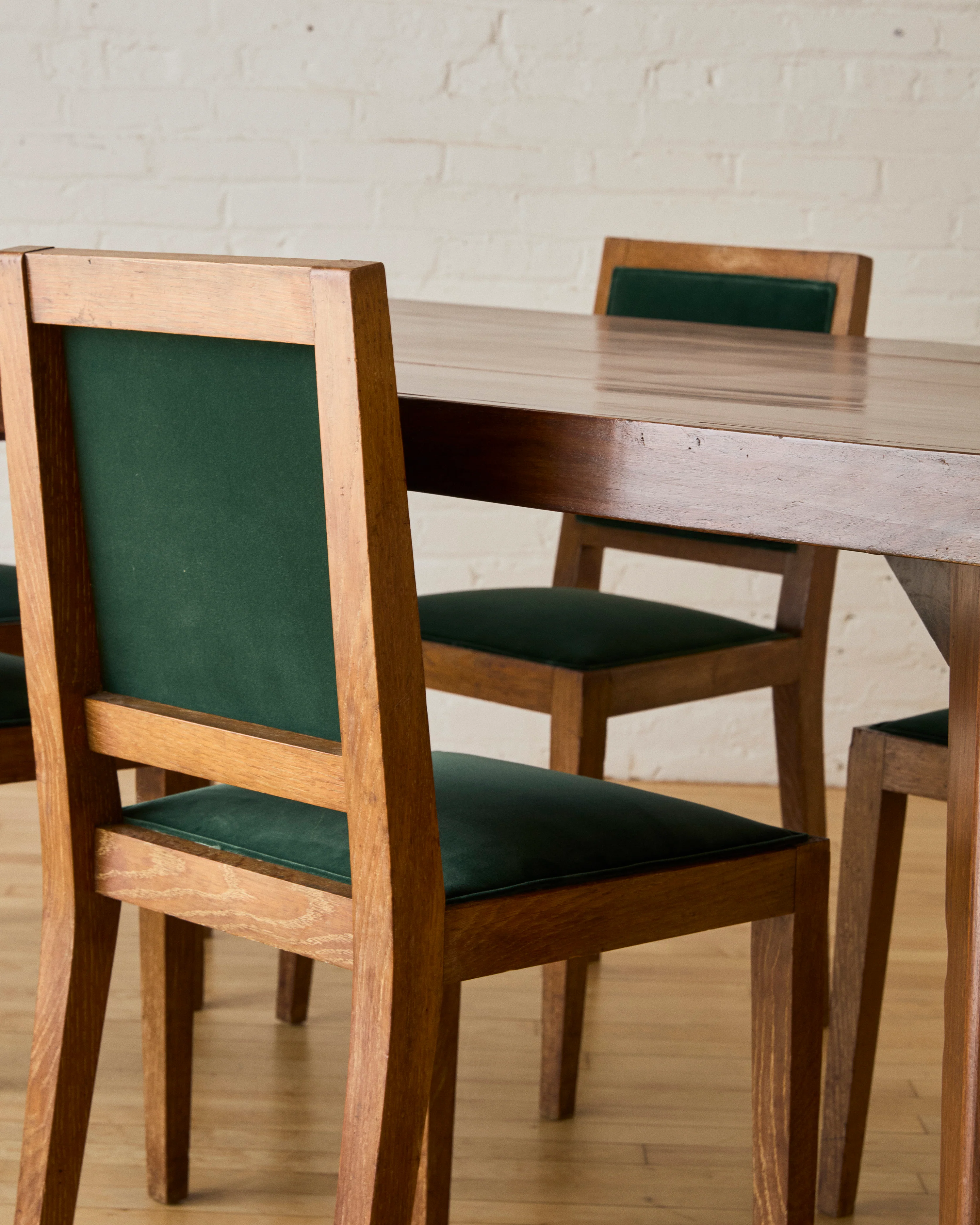 A SET OF SIX DINING CHAIRS ATTRIBUTED TO RENE GABRIEL - Image 10