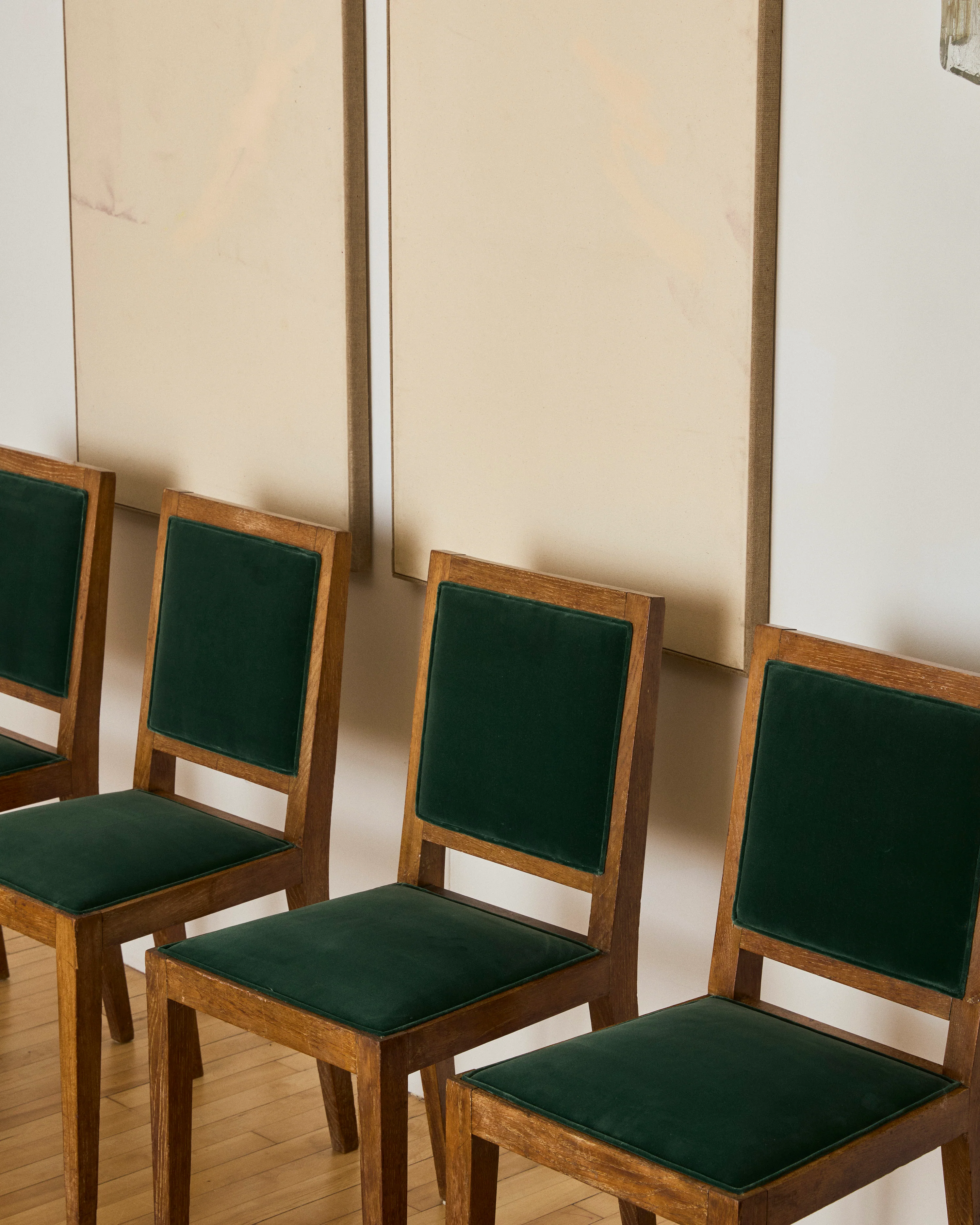 A SET OF SIX DINING CHAIRS ATTRIBUTED TO RENE GABRIEL - Image 7