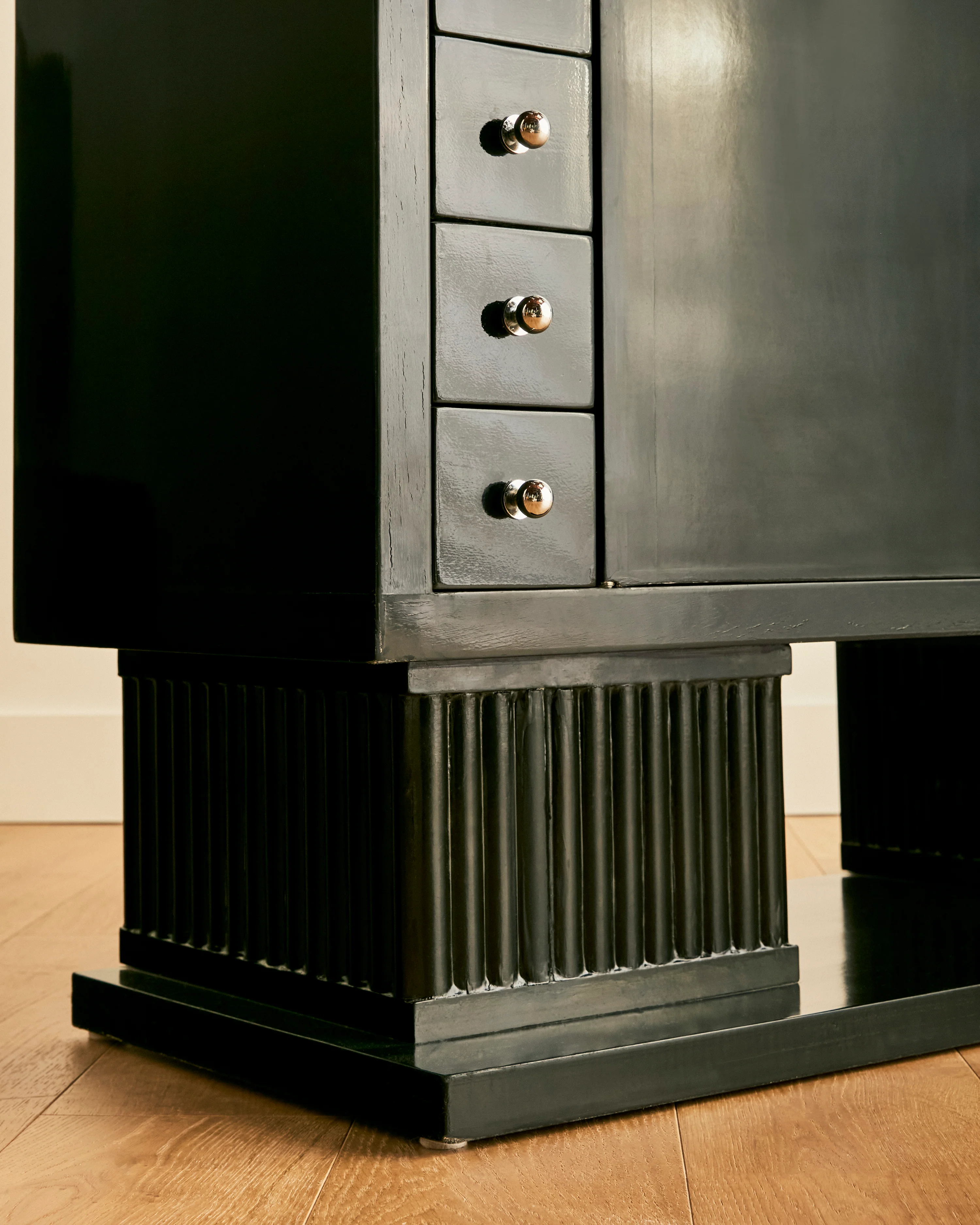 ART DECO EBONIZED CABINET - Image 8
