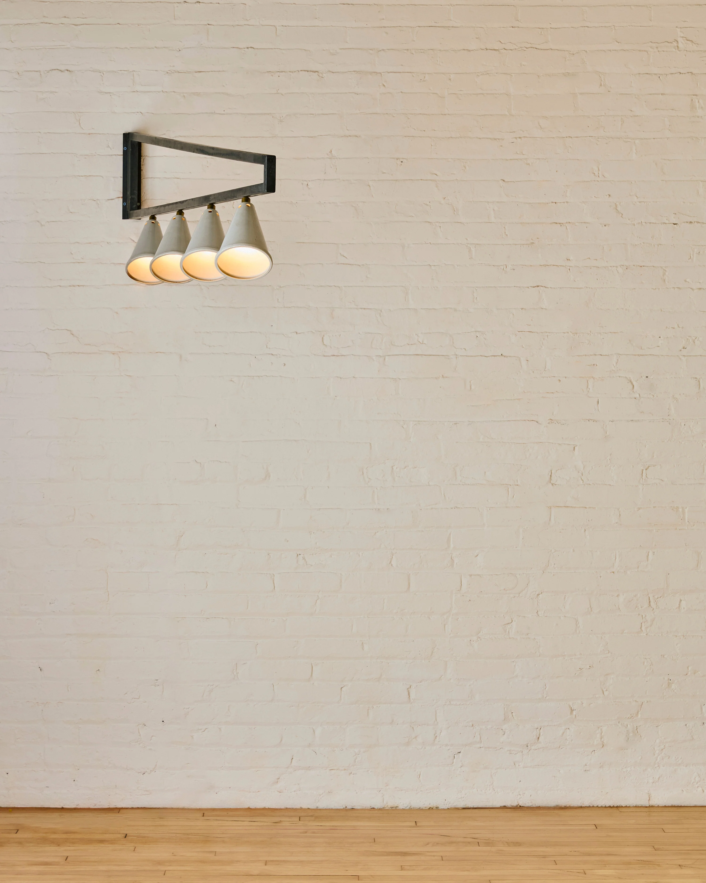 BBPR RARE LARGE WALL SCONCE LAMP - Image 5