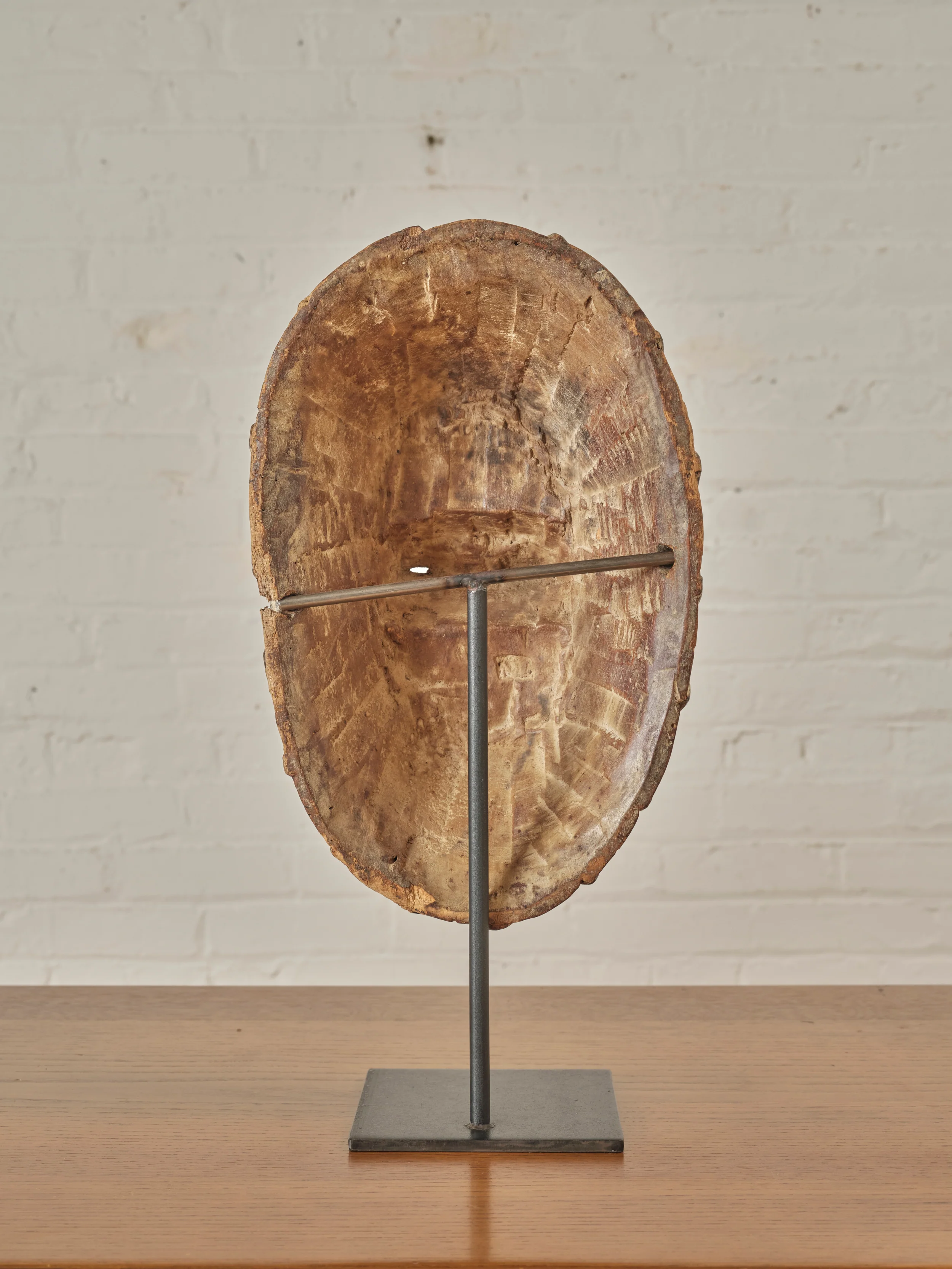 CONGOLESE FANG CARVED MASK SCULPTURE - Image 5