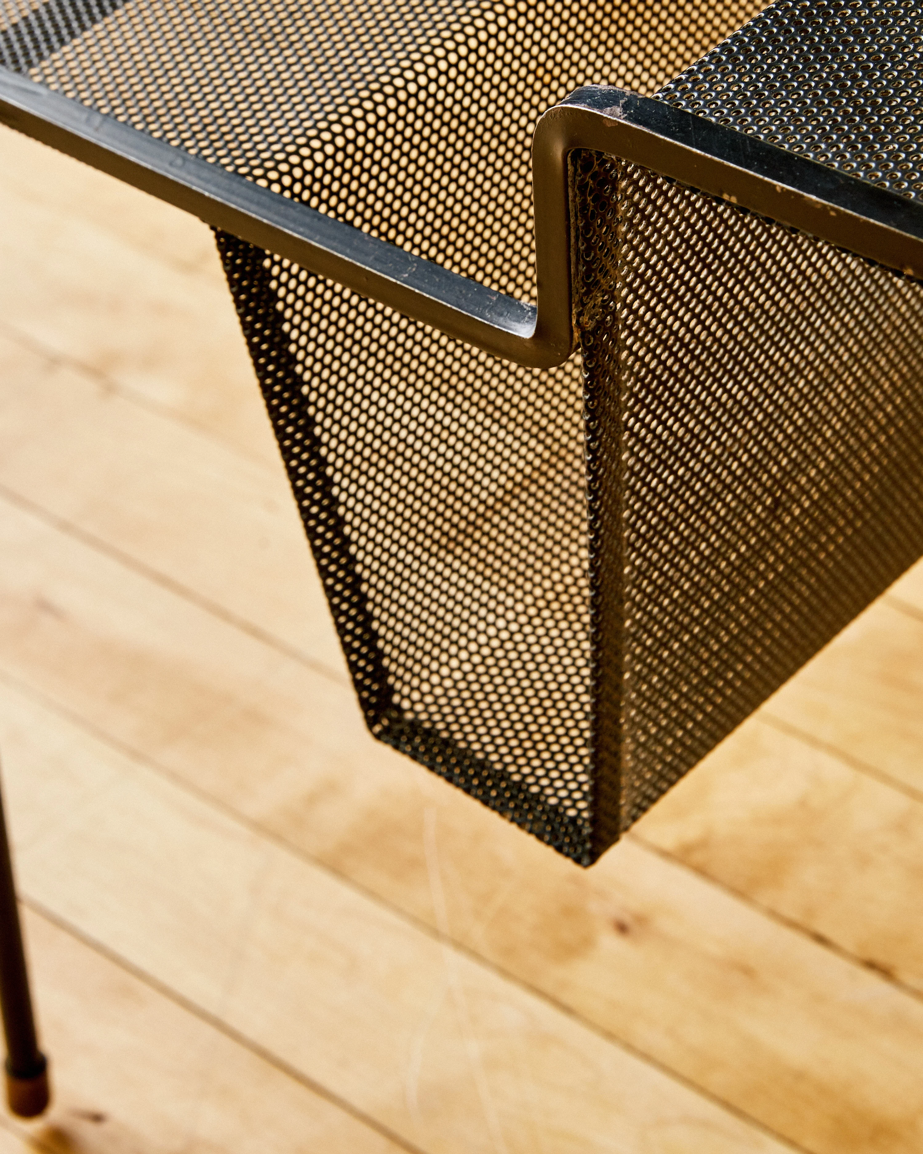 ELYSEE MAGAZINE TABLE BY MATHIEU MATEGOT - Image 4