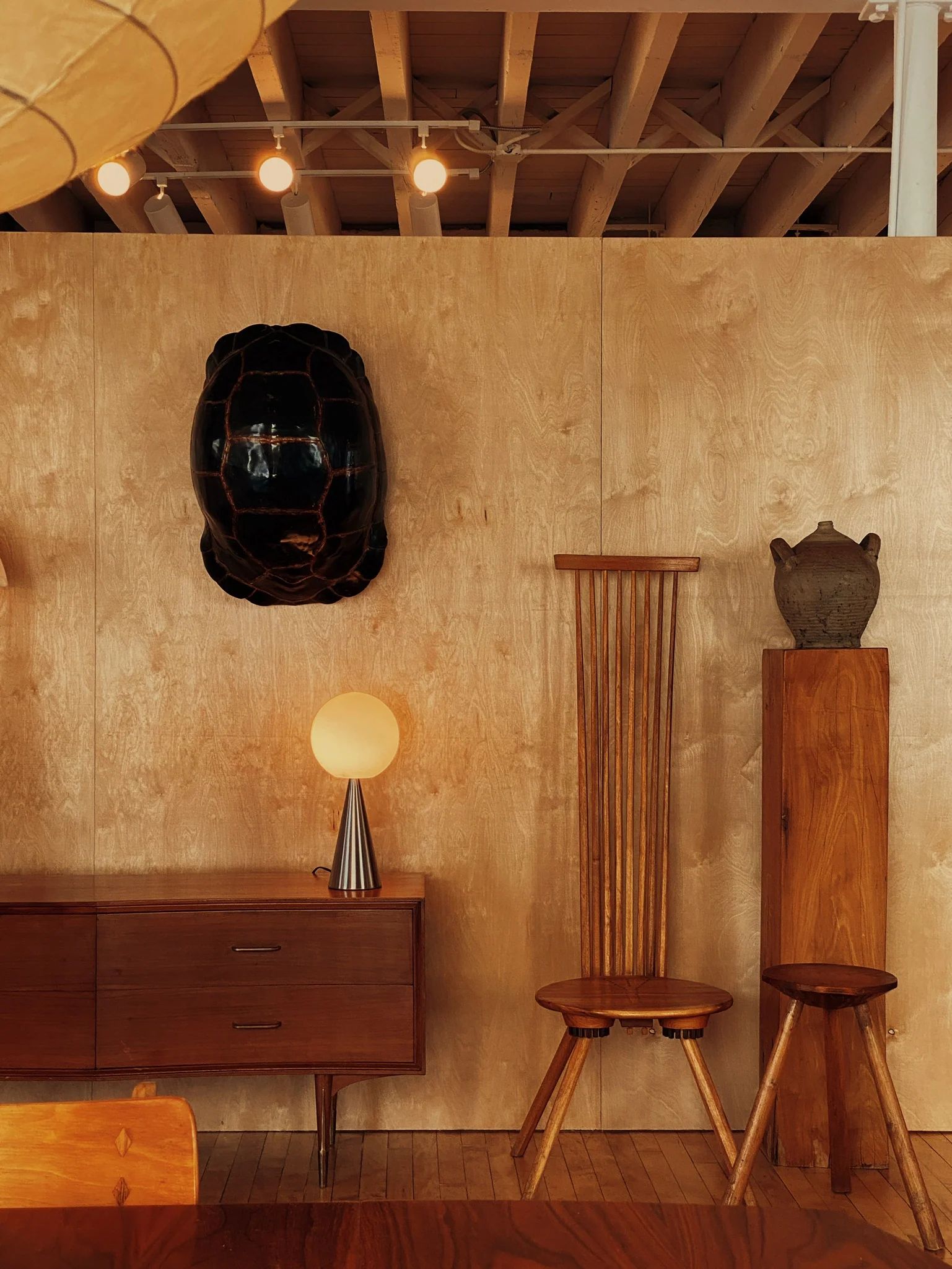 EXAGGERATED BACK CHAIR BY JEFFREY GREENE - Image 15