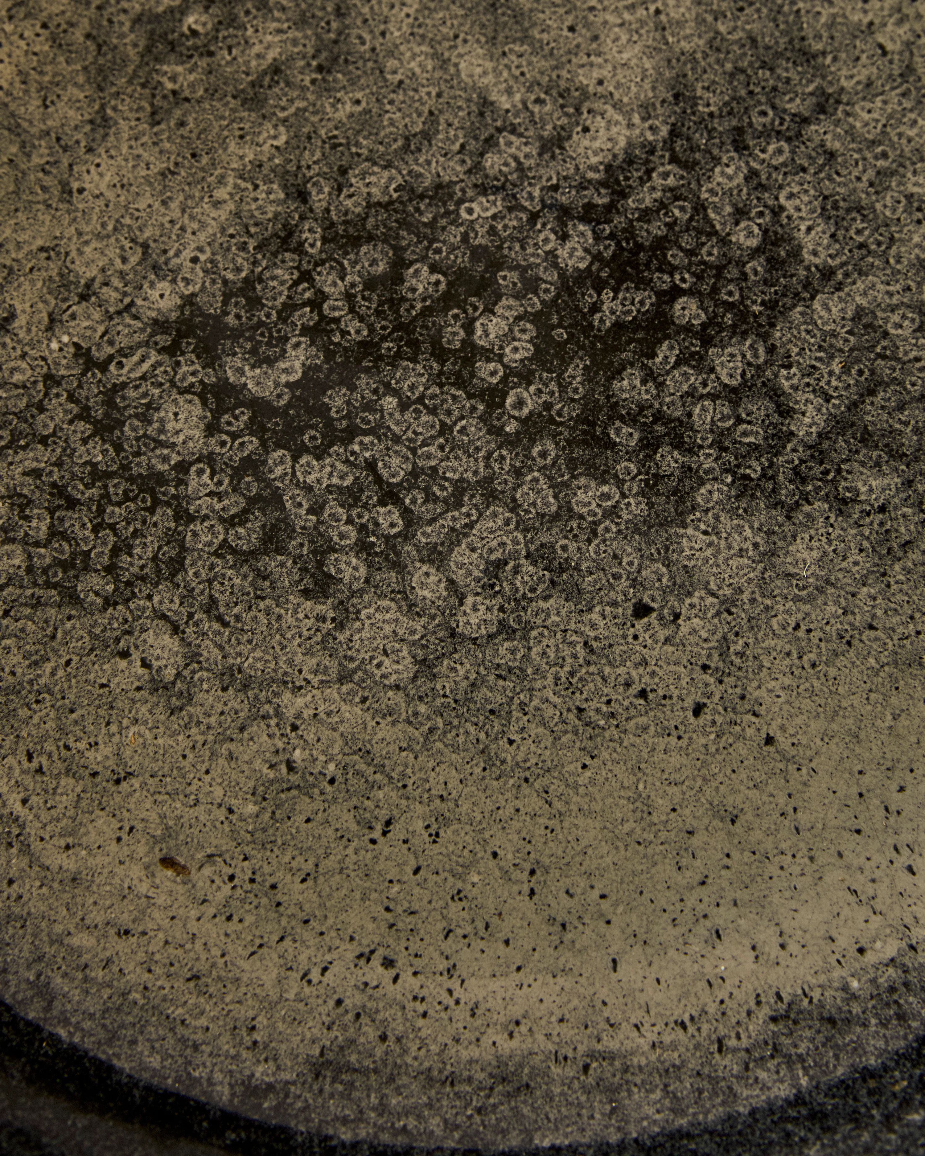 FOUR LEGGED ROUND CERAMIC GLAZED BOWL BY JEAN LUCE C. 1920's - Image 4