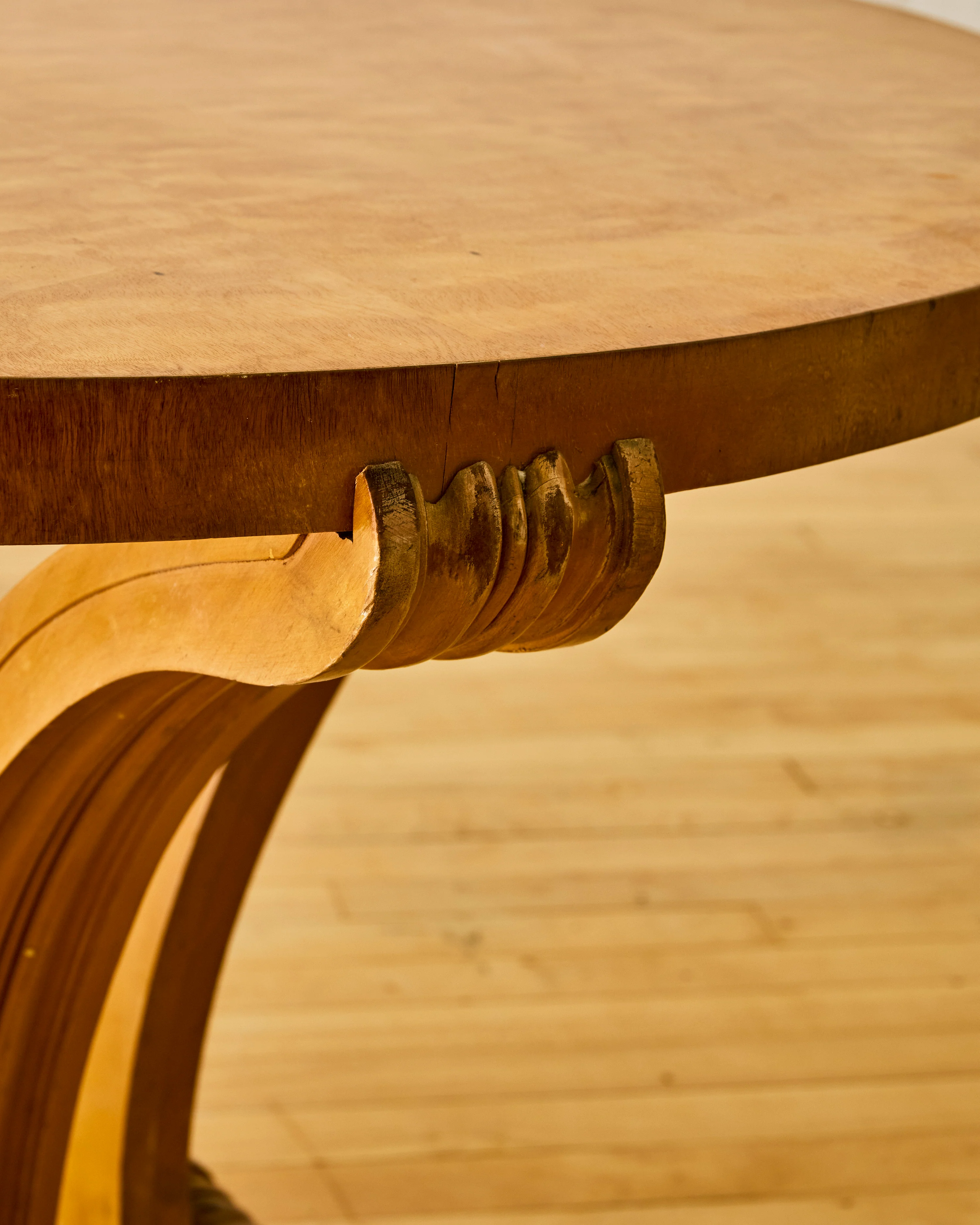 FRENCH DECO ROUND OCCASIONAL TABLE C. 1935 - Image 4