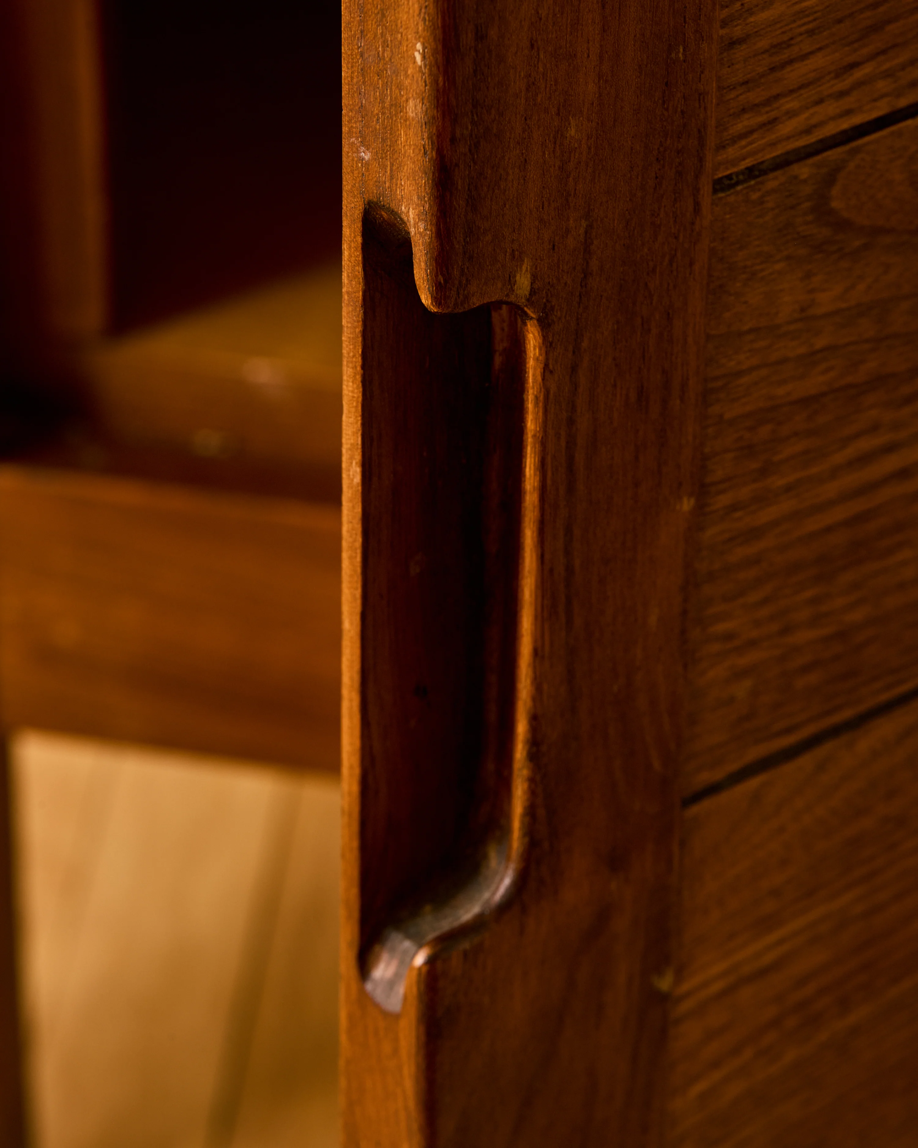 MAISON REGAIN ELM CABINET C. 1960 - Image 9