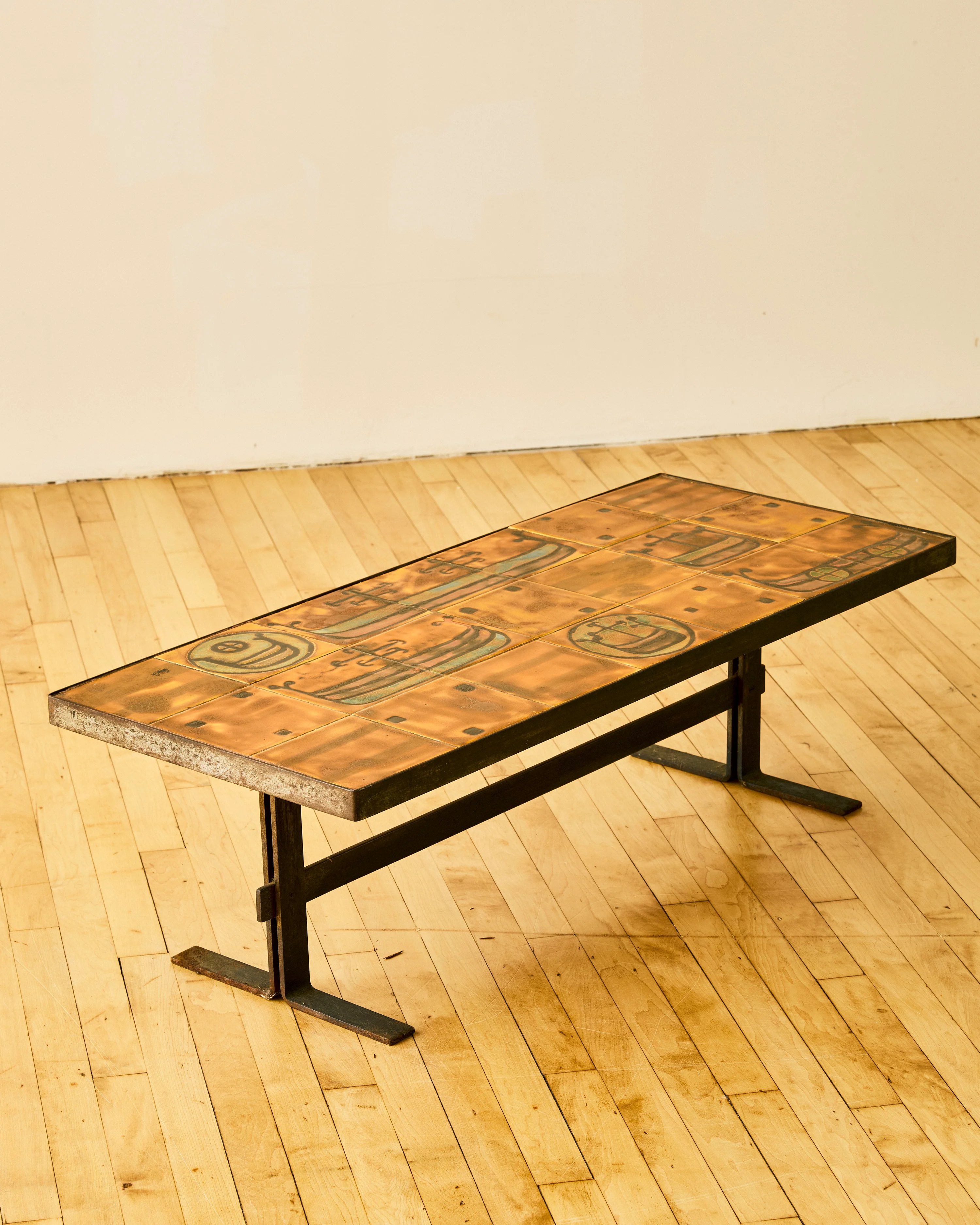 METAL AND CERAMIC COFFEE TABLE C. 1960 - Image 4