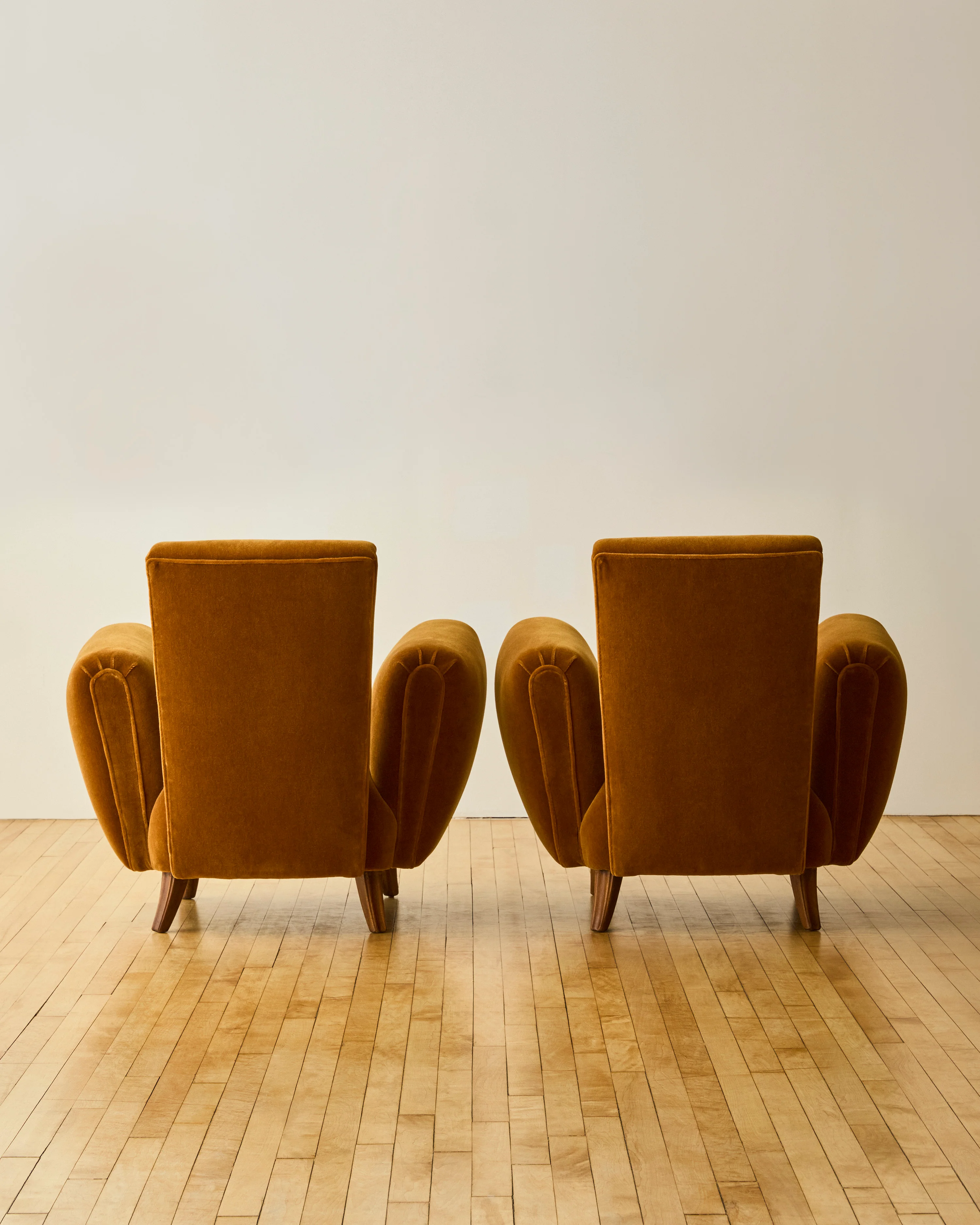 PAIR OF FLOATING ARM DECO LOUNGE CHAIRS C. 1940'S - Image 7