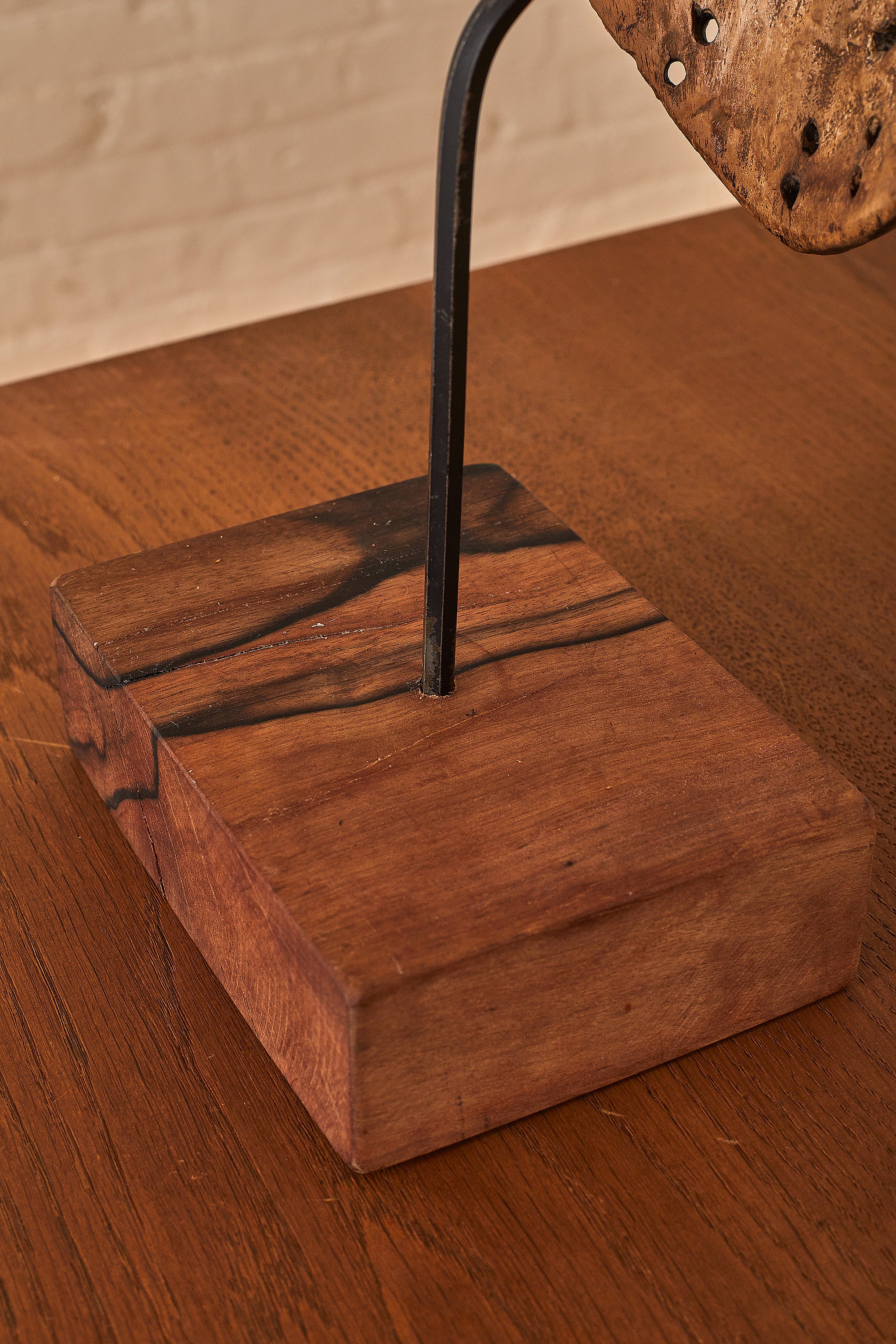 PENDE ILLNESS MBANGU MASK - Image 6