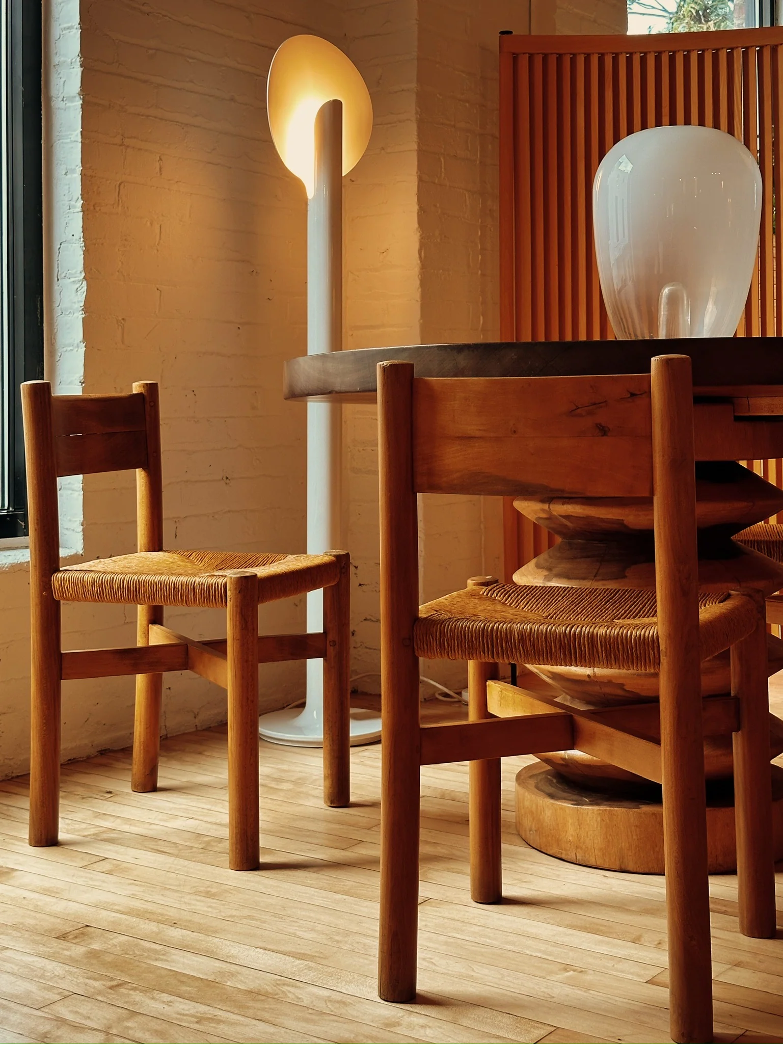 WHITE PIERRE PAULIN 'ELYSEE' FLOOR LAMP - Image 7