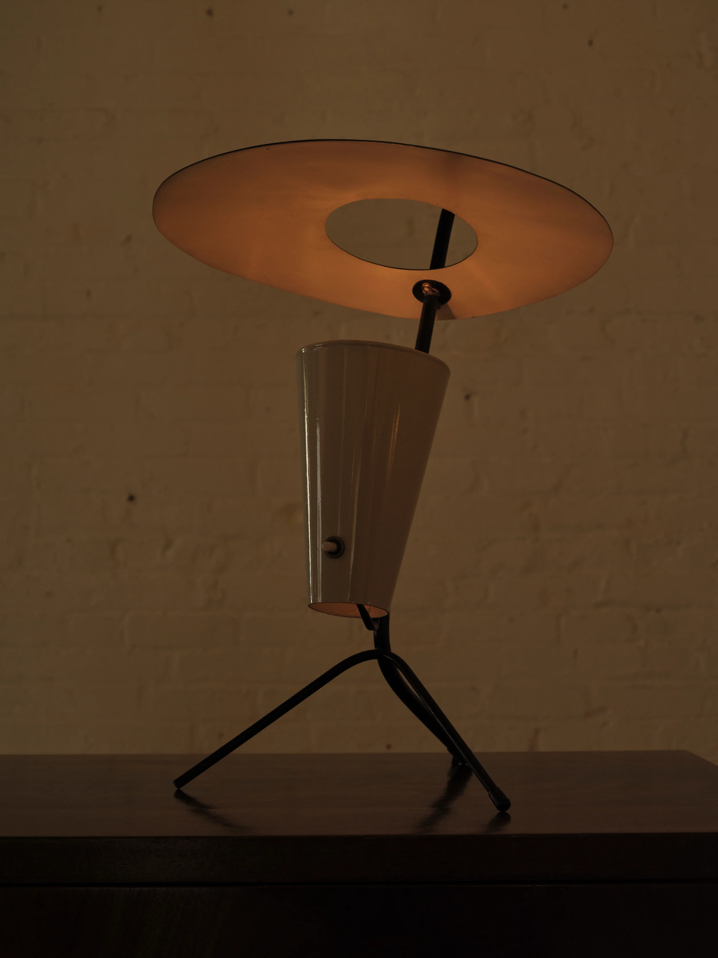 TRIPOD TABLE LAMP ATTR. TO PIERRE GUARICHE - Image 4